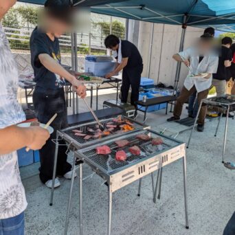 韮崎某会社駐車場